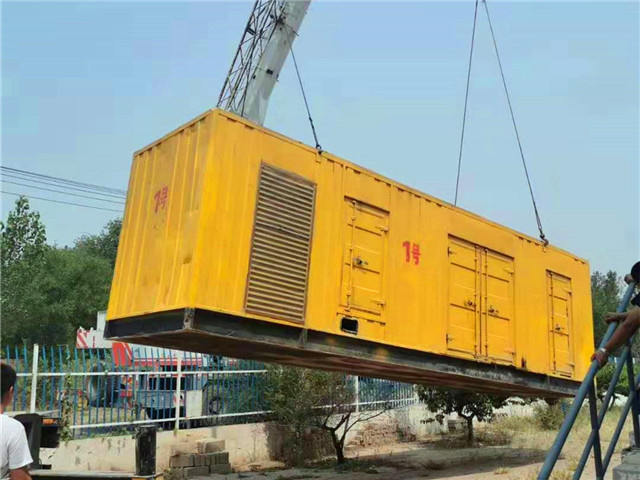 连江300KW柴油发电机组油耗是多少？