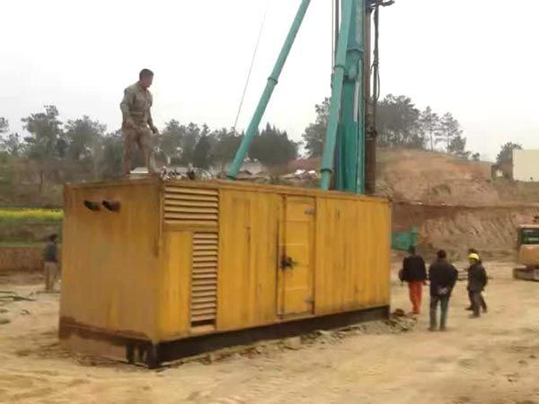 连江如何判断水冷式机油散热器密封件是否需要更换？